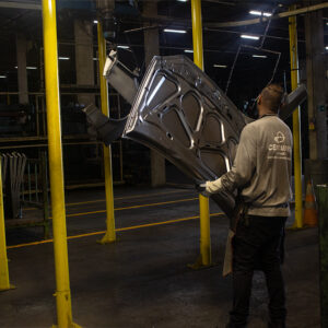 Saiba como as latarias de reposição da Centauro Auto Parts garantem encaixe perfeito, resistência e qualidade para veículos leves e pesados.