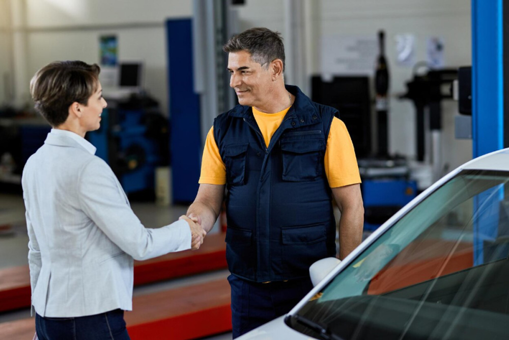 Descubra como escolher um fabricante de latarias automotivas com garantia, durabilidade e qualidade para distribuidores em todo o Brasil.