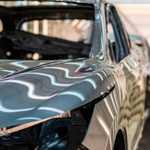 Saiba por que recuperar a lataria de carro é essencial e quais peças usar. Conheça as peças com encaixe perfeito da Centauro Auto Parts.