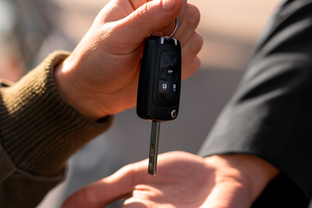 Carro próprio ou app de mobilidade? Entenda o que vale mais a pena hoje, compare custos e veja o que vale mais a pena!