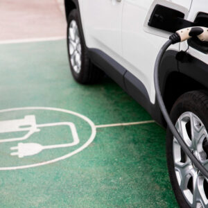 Saiba as diferenças da lataria de carros elétricos e como a Centauro Auto Parts se prepara para atender a nova era da mobilidade elétrica.